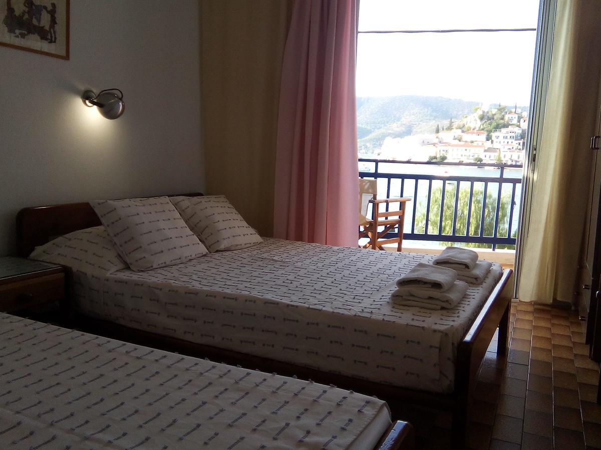 Bissias Guest House Galatás Eksteriør bilde