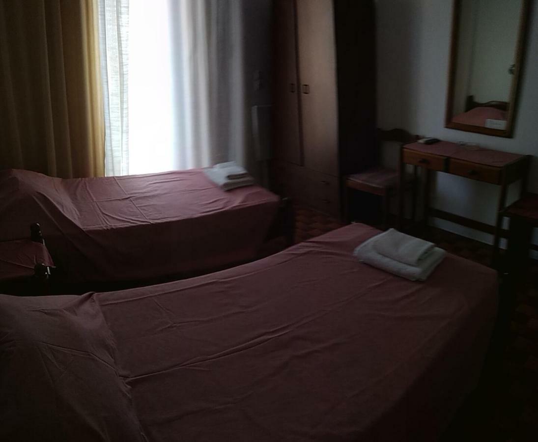 Bissias Guest House Galatás Eksteriør bilde